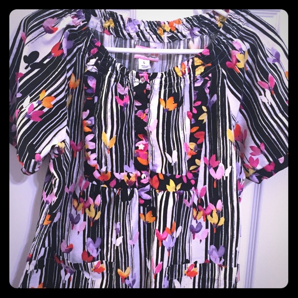 Koi Tops - Women’s Scrub Top